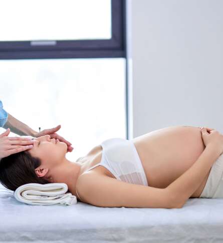Soin bien-être Massage Femme Enceinte & Soin Visage 1 Pers